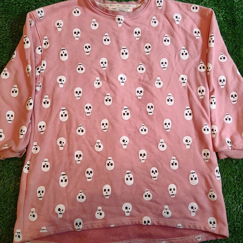 Pink Skull Patterned Sweatshirt Size 12-14